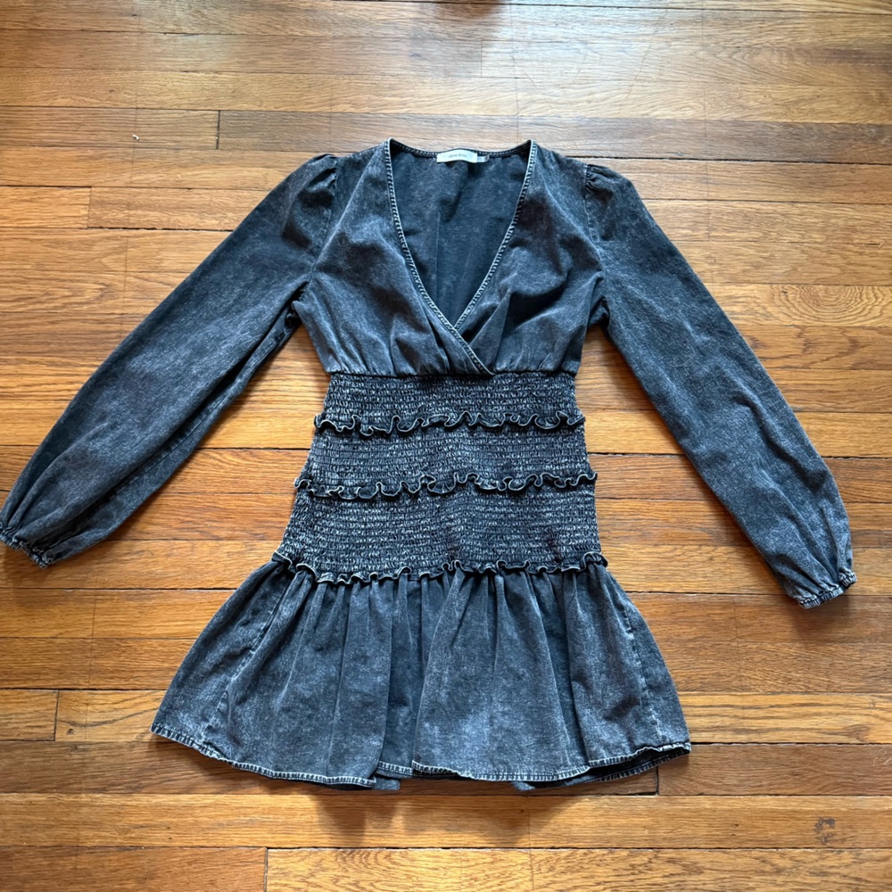 Item Ditto Long Sleeve Black / Grey  Denim Smocked Dress - Medium